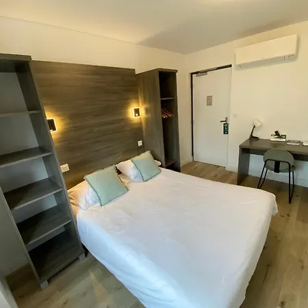 Relais Du 2* Villegusien-le-Lac